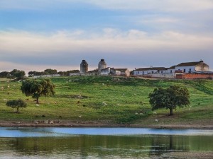 Paisaje del Lago Alqueva (Alentejo, Portugal)