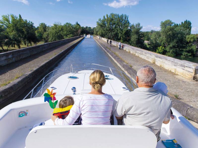 Une semaine : Location de bateau sur le canal du Midi - à partir de  euros