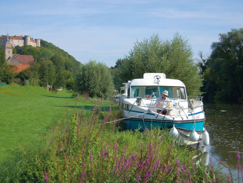 Une semaine : La Vallée de la Saône en bateau - à partir de 998 euros