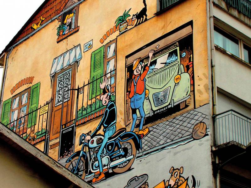 Week-end 2 jours : Croisière fluviale vers Angoulême, capitale de la bande dessinée - à partir de  euros